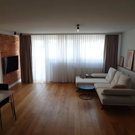 Oak&bed Διαμέρισμα *